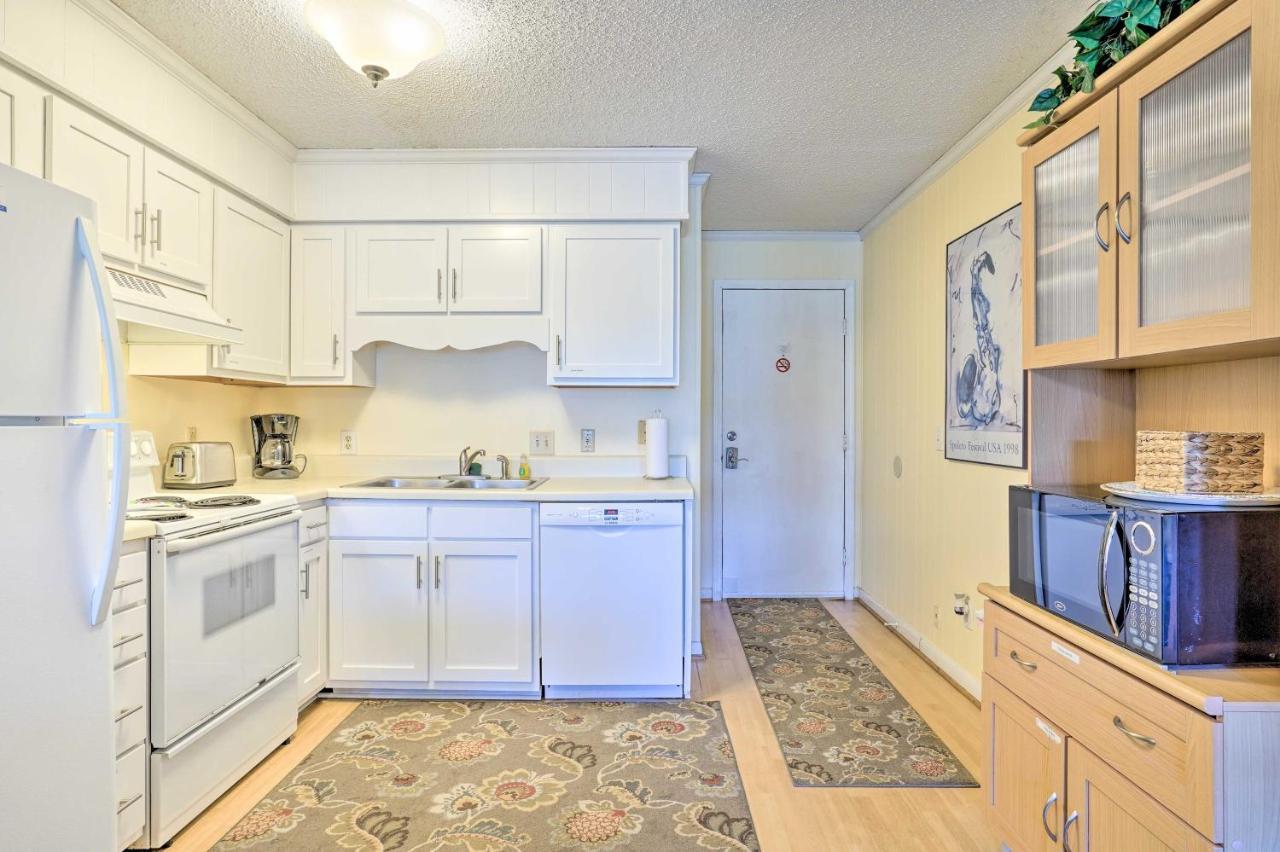 Isle Of Palms Condo With Pool Access Walk To Beach! Экстерьер фото